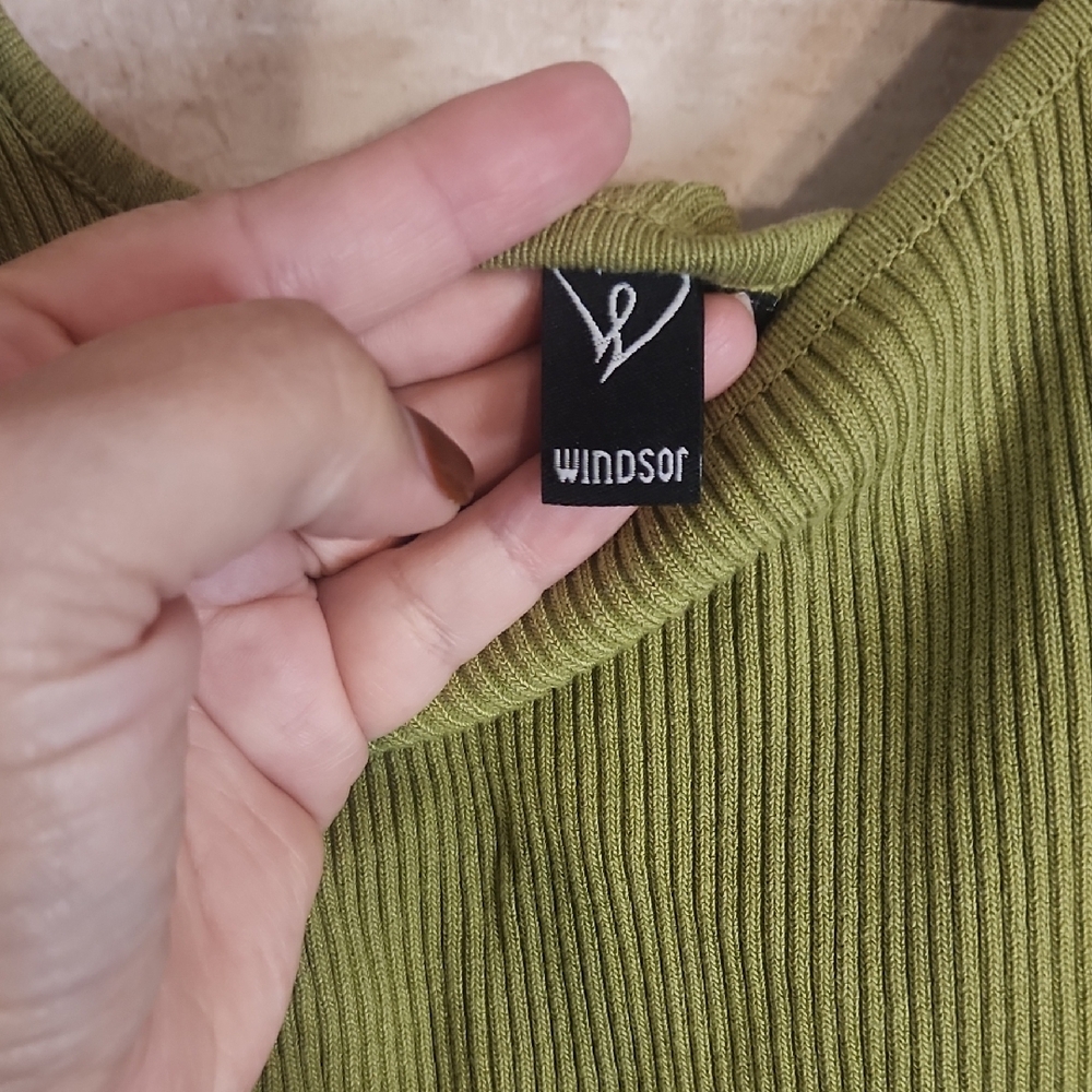 Windsor Olive Button-Detail Midi Dress - Picture 2 of 6